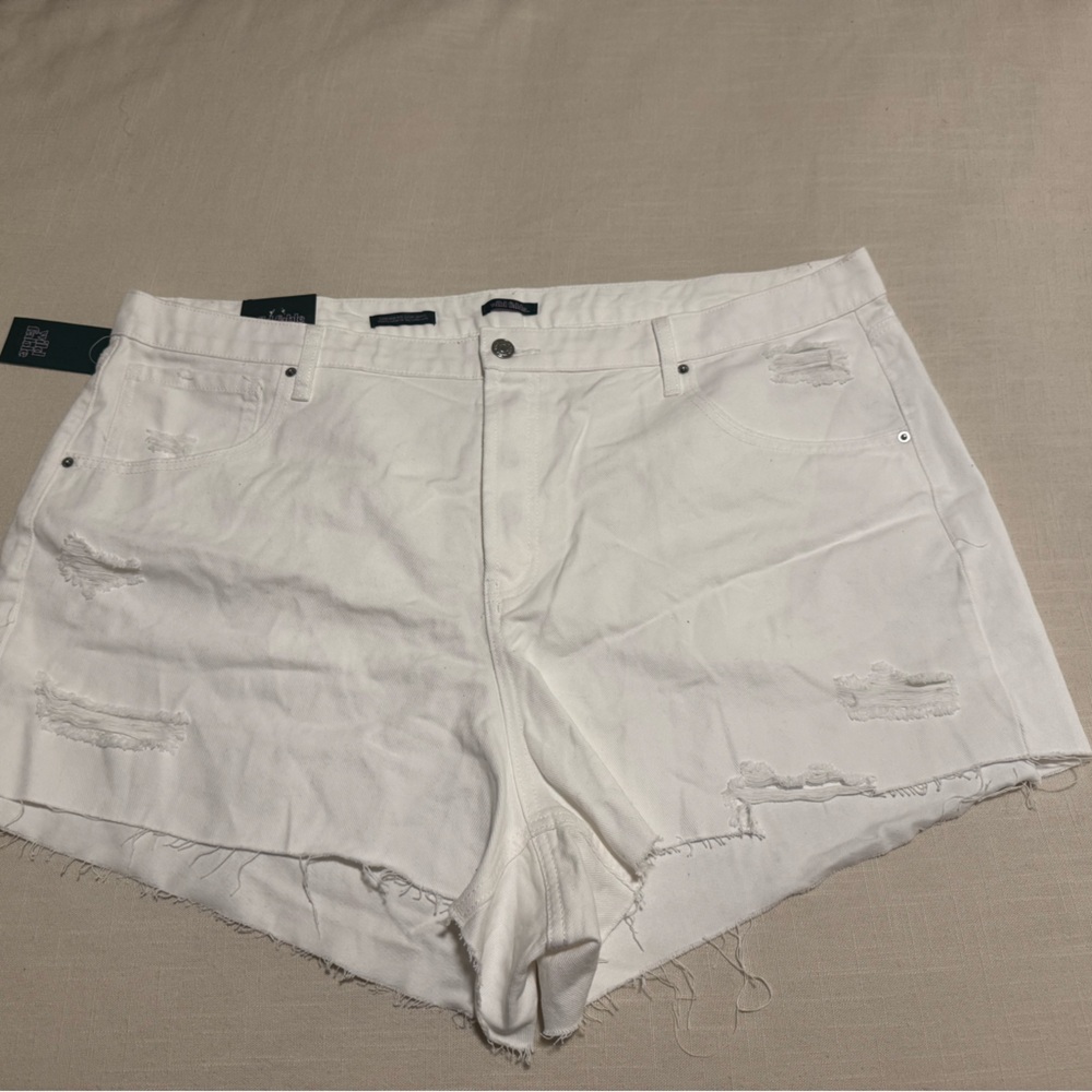 NWT Wild Fable White Denim Shorts